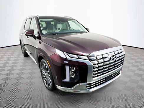 Used 2024 Hyundai Palisade Calligraphy image 3