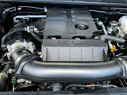 Certified 2025 Nissan Frontier SV image 34