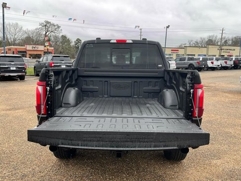 New 2025 Ford F150 Lariat w/ Equipment Group 501A Mid image 15