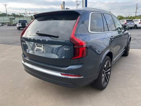 Used 2025 Volvo XC90 B5 Plus image 5