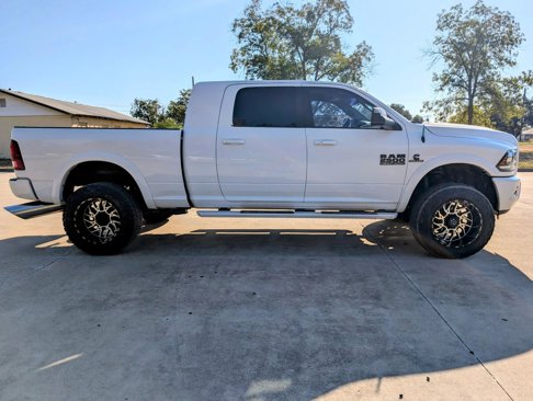 Used 2018 RAM 2500 Laramie w/ Sport Appearance Group image 4