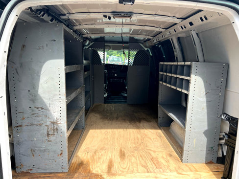 Used 2013 Chevrolet Express 2500 image 15