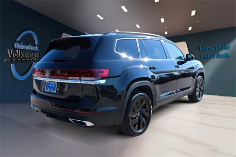 New 2026 Volkswagen Atlas SE image 5