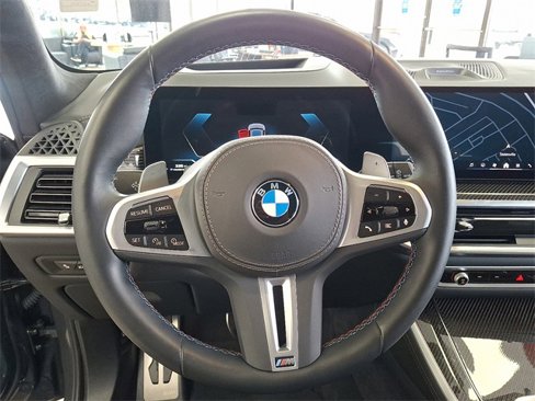 Used 2025 BMW X5 M60i image 16