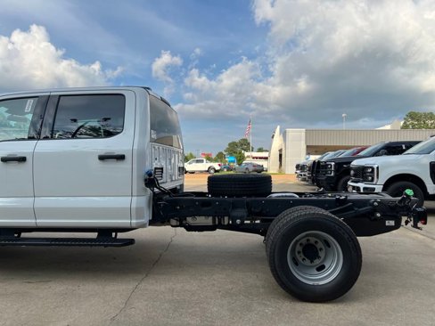 New 2025 Ford F350 XLT w/ XLT Value Package image 29