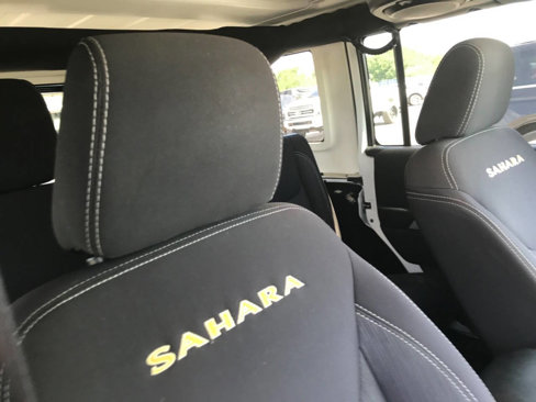 Used 2014 Jeep Wrangler Unlimited Sahara w/ Connectivity Group image 11