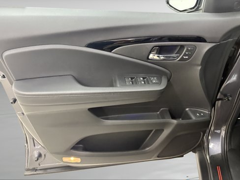 Used 2022 Honda Pilot Elite image 30