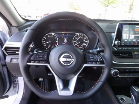 New 2025 Nissan Altima 2.5 SR image 27