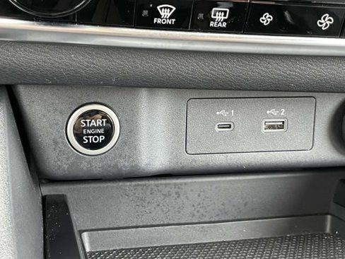 Certified 2023 Nissan Rogue SV image 30