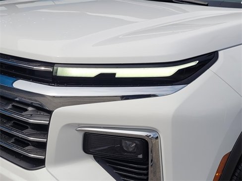 New 2026 Chevrolet Traverse LT w/ LPO, Floor Liner Package image 5