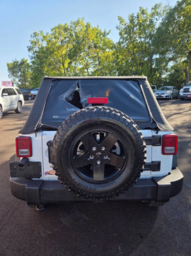 Used 2015 Jeep Wrangler Unlimited Sport image 5