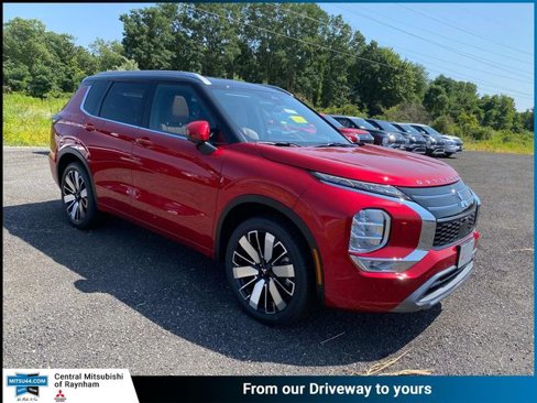 New 2025 Mitsubishi Outlander AWD image 1