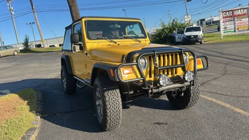 Used 2004 Jeep Wrangler 4WD image 16