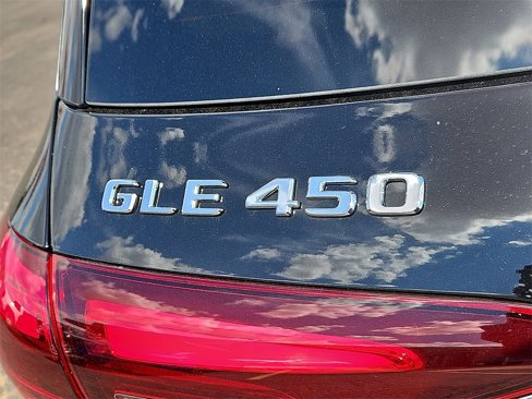 New 2026 Mercedes-Benz GLE 450 4MATIC image 15