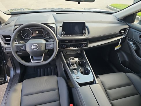 New 2026 Nissan Rogue SV image 4
