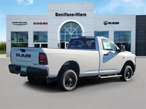 New 2026 RAM 2500 Tradesman image 4