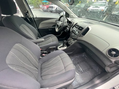 Used 2013 Chevrolet Sonic LT image 12