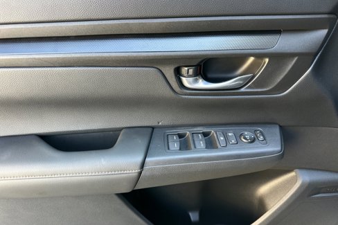 Used 2025 Honda CR-V Sport image 10