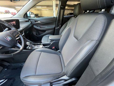 Used 2025 Buick Encore GX Preferred image 27