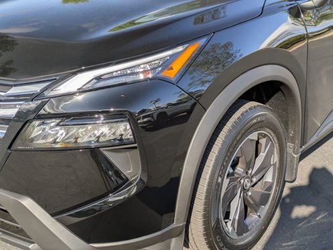 New 2026 Nissan Rogue SV image 9