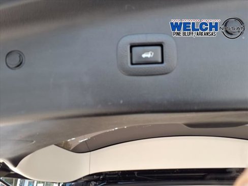 Used 2020 Nissan Armada SL image 7