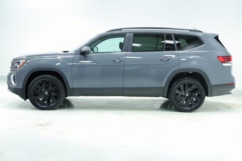 New 2026 Volkswagen Atlas SE image 4