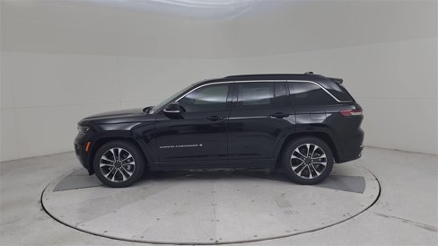 New 2025 Jeep Grand Cherokee Overland w/ Luxury Tech Group IV image 9