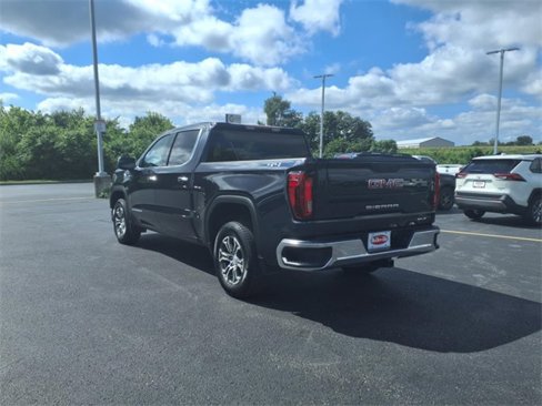 Used 2025 GMC Sierra 1500 SLT image 2