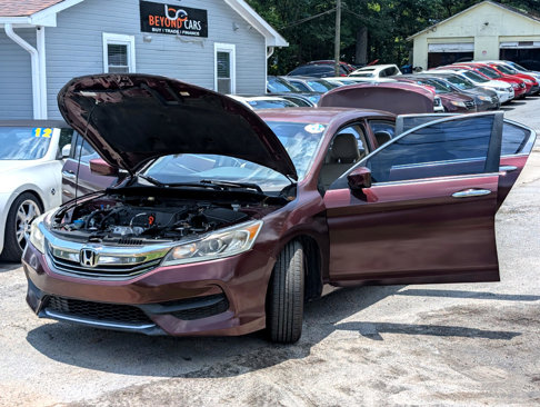Used 2017 Honda Accord LX image 12