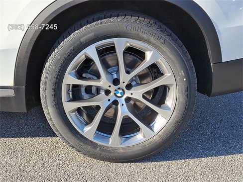 Used 2025 BMW X5 xDrive40i w/ Premium Package image 8