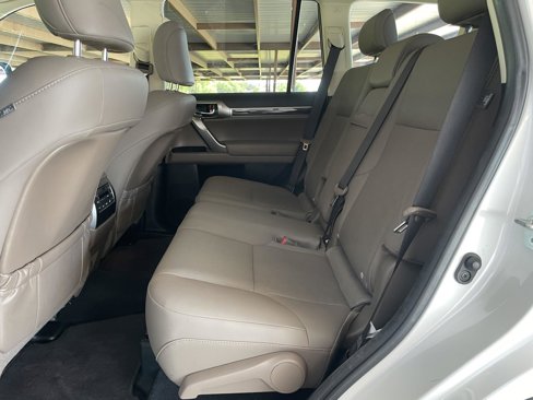Used 2022 Lexus GX 460 Premium image 32