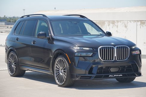 New 2026 BMW ALPINA XB7 image 3