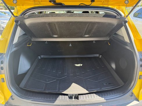 Used 2022 Kia Seltos SX w/ Sunroof Package image 36