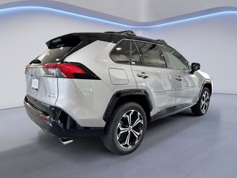New 2025 Toyota RAV4 XSE image 5