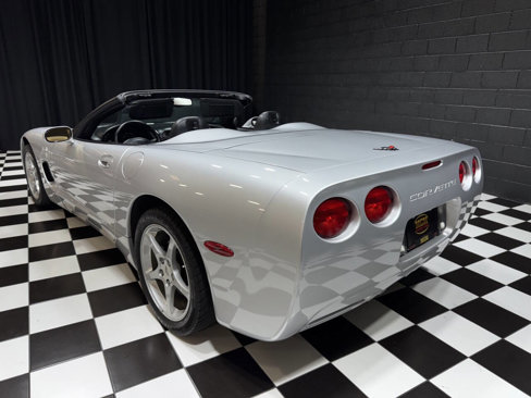 Used 2002 Chevrolet Corvette Convertible w/ Preferred Equipment Group2 image 5
