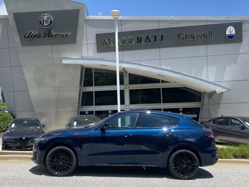 New 2024 Maserati Levante Trofeo image 8