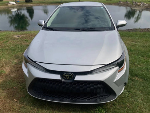 Used 2020 Toyota Corolla LE image 2