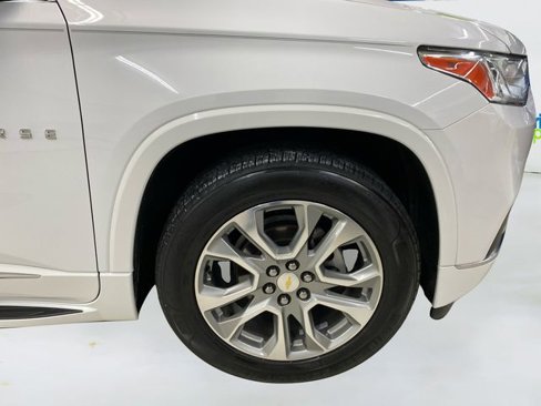 Used 2018 Chevrolet Traverse Premier w/ LPO, 'HIT The Road' Package image 16