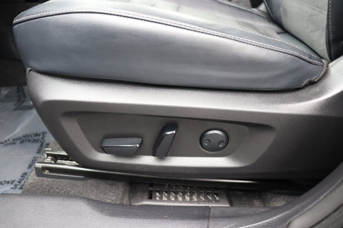 Used 2024 Mitsubishi Outlander 4WD Plug-In Hybrid image 48