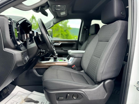 Used 2024 Chevrolet Silverado 1500 RST image 11