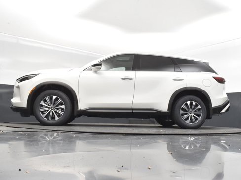 Certified 2025 INFINITI QX60 Pure image 40