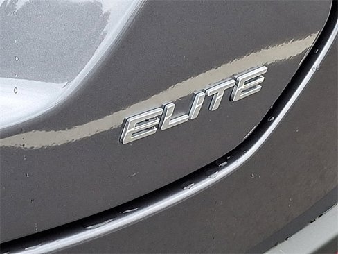 Used 2025 Honda Pilot Elite image 26