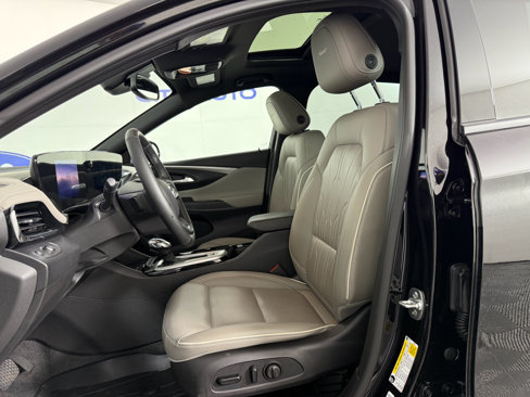 Used 2025 Buick Envista Avenir image 13