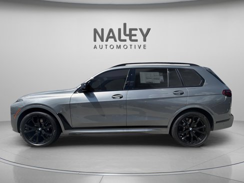 New 2026 BMW X7 M60i image 2