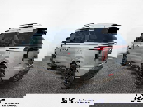 New 2026 Kia Carnival SX Prestige image 3