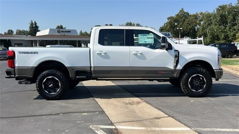 New 2026 Ford F250 4x4 Crew Cab Super Duty image 3