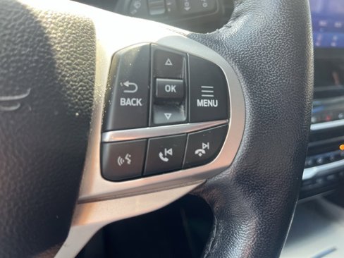 Used 2023 Ford Explorer Limited image 28