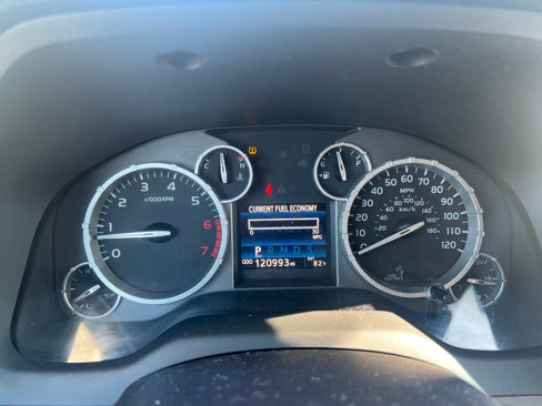 Used 2017 Toyota Tundra SR5 image 10