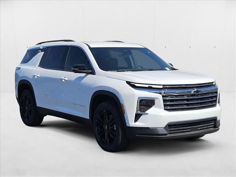 New 2026 Chevrolet Traverse LT w/ Driver Confidence Package image 7