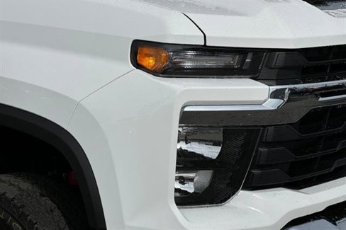 New 2026 Chevrolet Silverado 2500 LT image 28